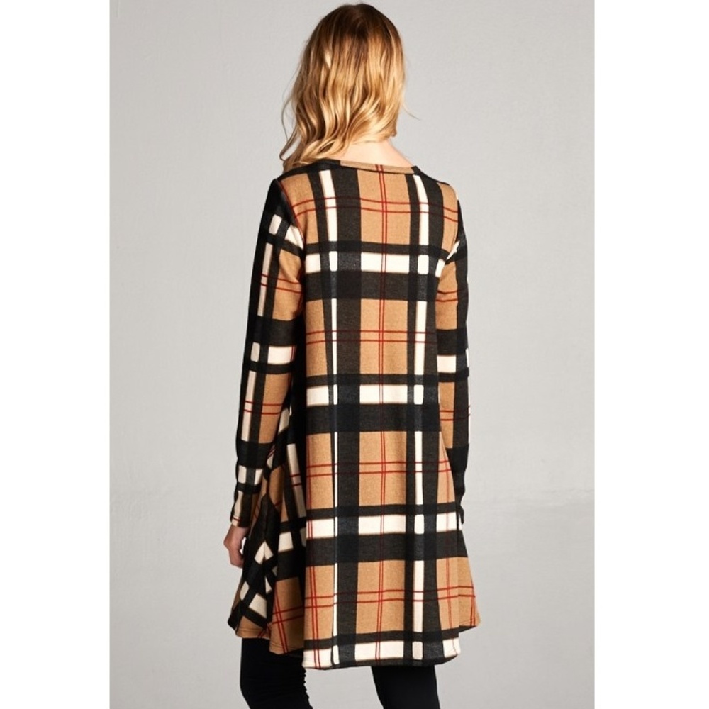 SHOWSTOPPER! RESTOCK COMING SOON  Tunic Dress/Cape - Picture 4 of 5